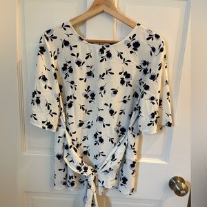 Ann Taylor white floral tie waist blouse Sz M